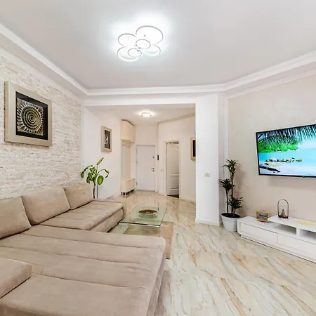 Apartament Unique Luxury 9 *